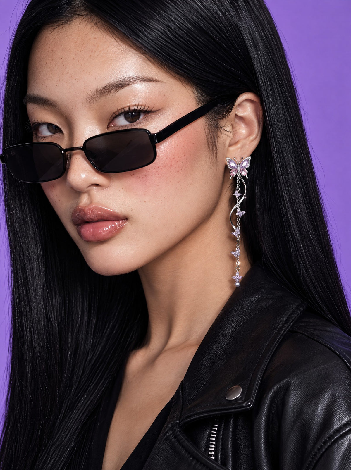 dangun-v-worn — Nabi Earrings Lilac, worn